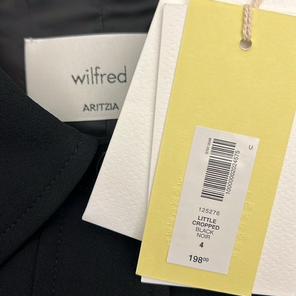 Aritzia Wilfred color Black Little Cropped Jacket - Picture 3 of 7